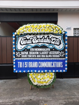 Papan Bunga Duka di Triharjo